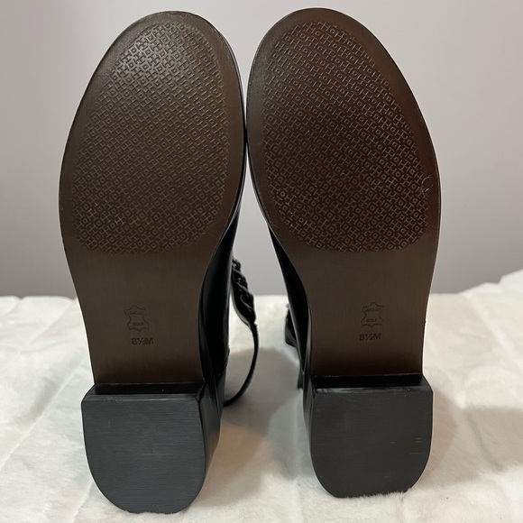 NEW Tory Burch BLOOMFIELD Gunmetal Chain Embellished Black Leather Bootie - Picture 11 of 12